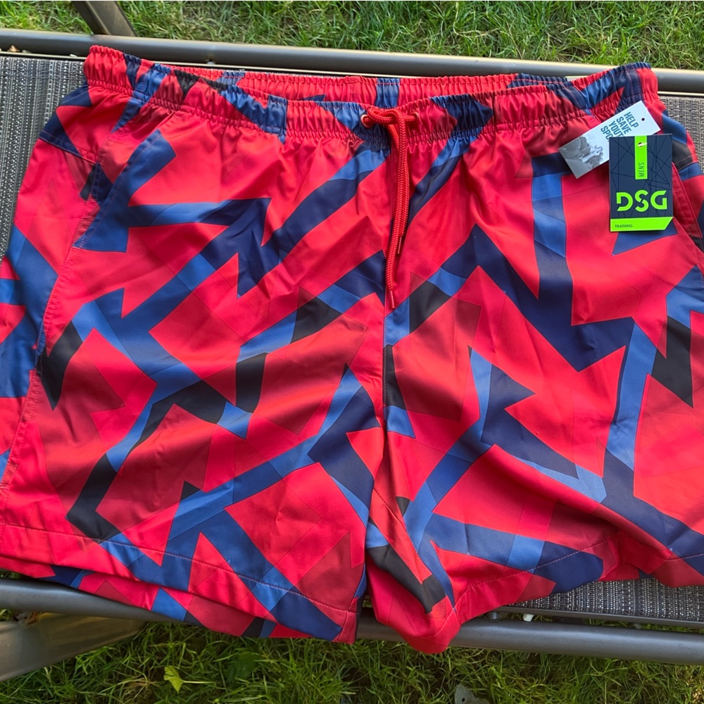 Men’s 2XL blue and red DSG swimsuit brand new with tags 3 pockets